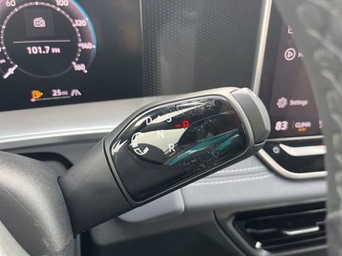 New 2026 Volkswagen Tiguan SE R-Line image 12