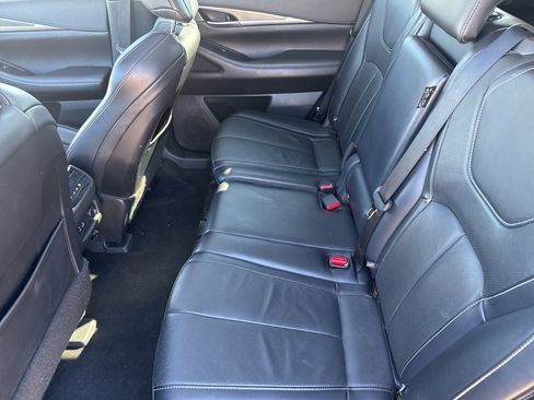 Used 2023 INFINITI QX60 Luxe w/ Cargo Package image 30