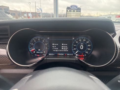 Used 2021 Ford Mustang Shelby GT500 w/ Technology Package image 26