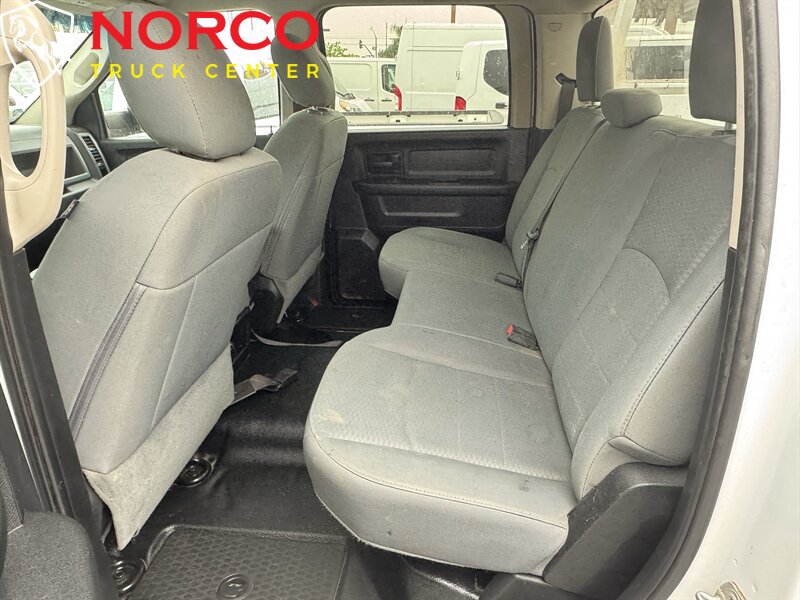 Used 2018 RAM 3500 Tradesman w/ Chrome Appearance Group AWD/4WD image 17