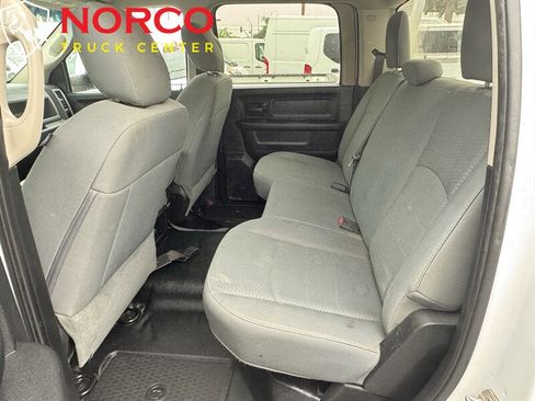 Used 2018 RAM 3500 Tradesman w/ Chrome Appearance Group image 17