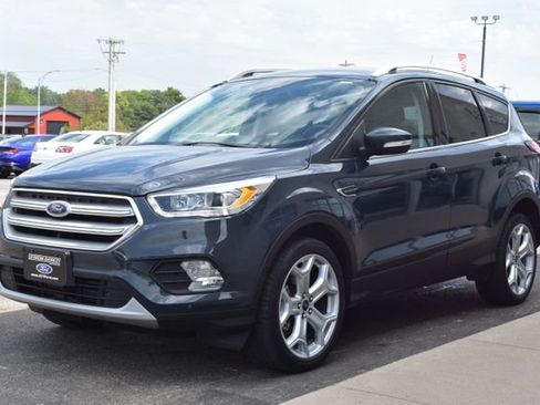 Used 2019 Ford Escape Titanium AWD/4WD image 15