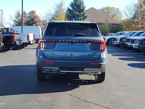 New 2026 Ford Explorer Active w/ Active Comfort Package image 5