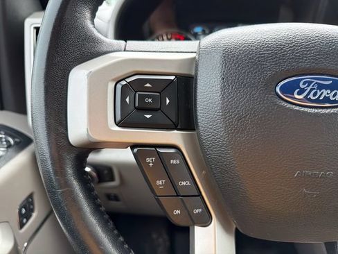 Used 2018 Ford F150 Lariat w/ Equipment Group 501A Mid AWD/4WD image 14