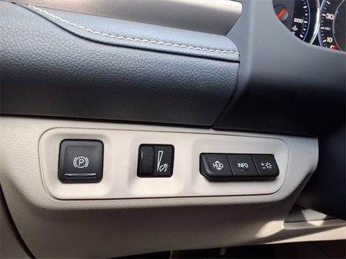 Used 2020 GMC Acadia Denali w/ Technology Package image 20