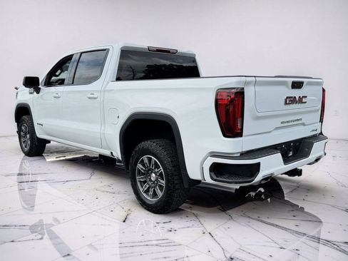 Used 2025 GMC Sierra 1500 AT4 AWD/4WD image 4
