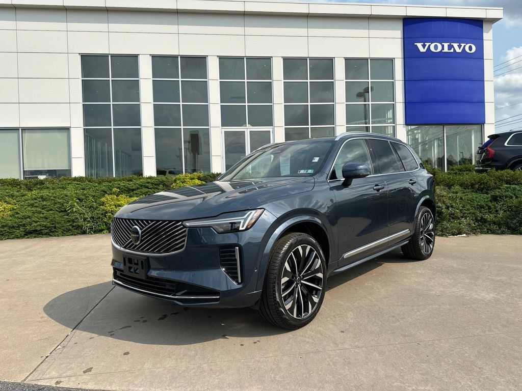 Certified 2026 Volvo XC90 B6 Plus AWD/4WD image 45