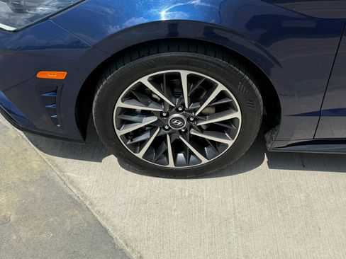 Used 2022 Hyundai Sonata Limited w/ Preferred Accessory Package FWD image 46