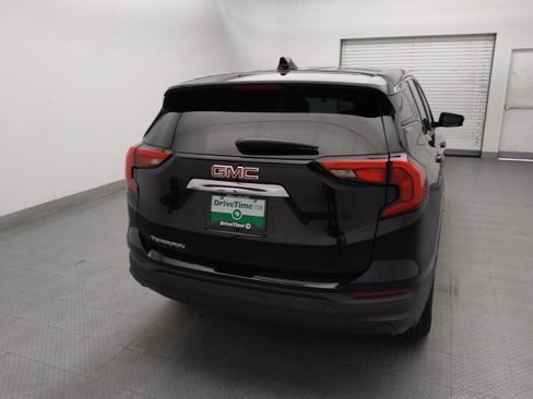 Used 2020 GMC Terrain SLE FWD image 7