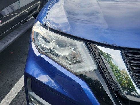 Used 2019 Nissan Rogue SL w/ Premium Package AWD/4WD image 3