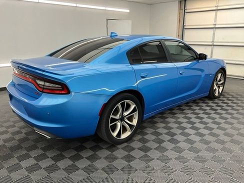 Used 2016 Dodge Charger R/T RWD image 19