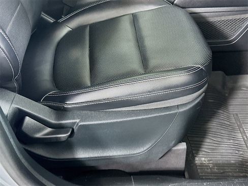 Used 2021 Ford Escape SEL image 23