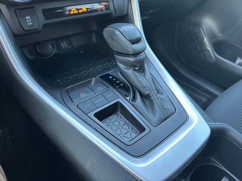 Certified 2023 Toyota RAV4 LE FWD image 27