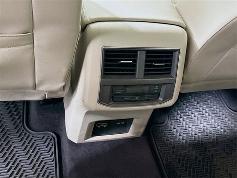 Used 2018 Volkswagen Atlas SEL w/ R-Line Package image 18