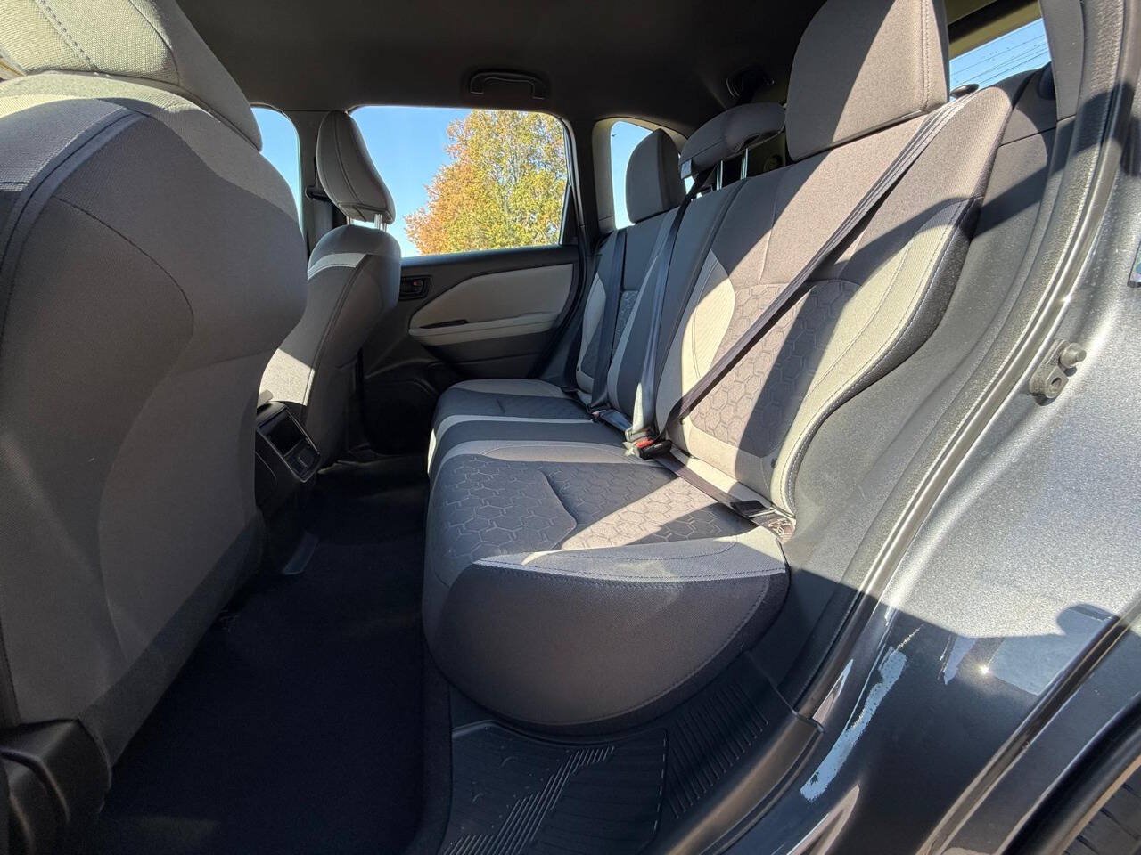 Used 2025 Subaru Forester AWD/4WD image 12
