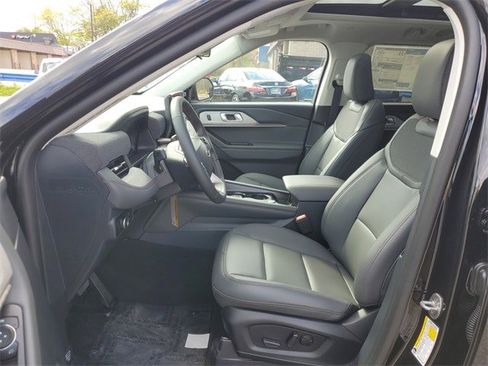 New 2025 Ford Explorer Active w/ Active Comfort Package image 14