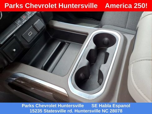 Certified 2020 Chevrolet Silverado 1500 Custom w/ Custom Value Package AWD/4WD image 9