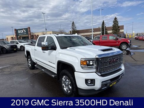 Used 2019 GMC Sierra 3500 Denali w/ Duramax Plus Package AWD/4WD image 5