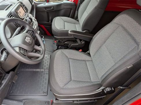 New 2026 RAM ProMaster 2500 w/ Convenience Group image 12
