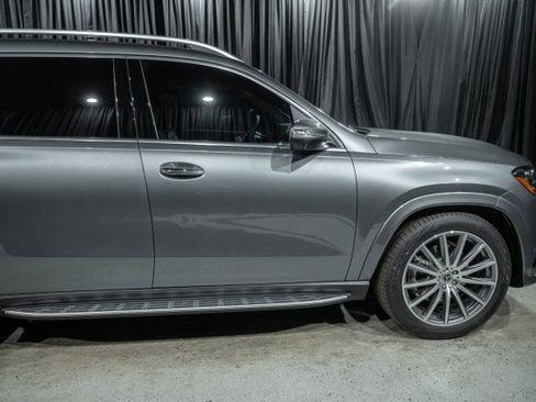 New 2026 Mercedes-Benz GLS 580 4MATIC image 4