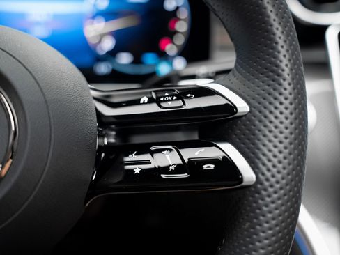 Used 2024 Mercedes-Benz CLE 300 4MATIC Coupe image 45