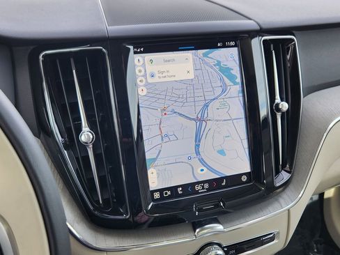 Used 2025 Volvo XC60 T8 Plus w/ Protection Package Premier image 7