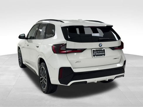 Used 2023 BMW X1 xDrive28i w/ Premium Package image 5