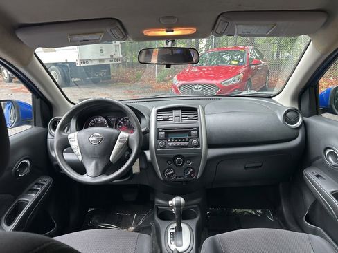 Used 2016 Nissan Versa SV FWD image 27