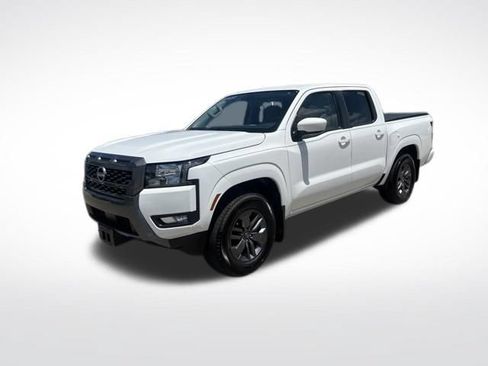 Used 2025 Nissan Frontier SV w/ SV Convenience Package RWD image 7