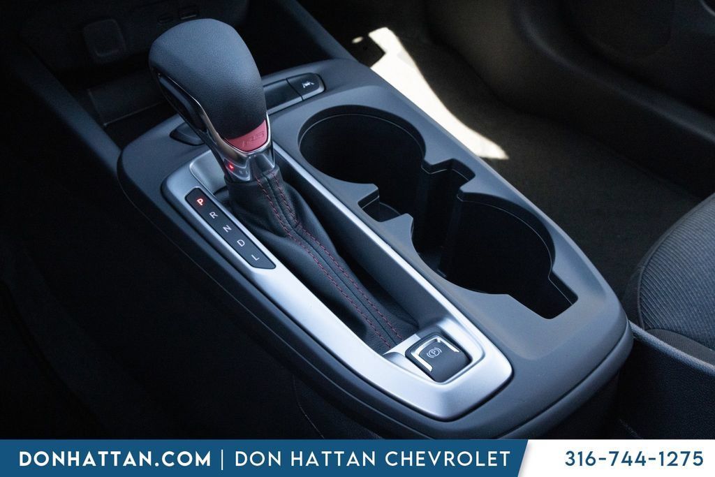 New 2026 Chevrolet Trax RS w/ Sunroof Package FWD image 13