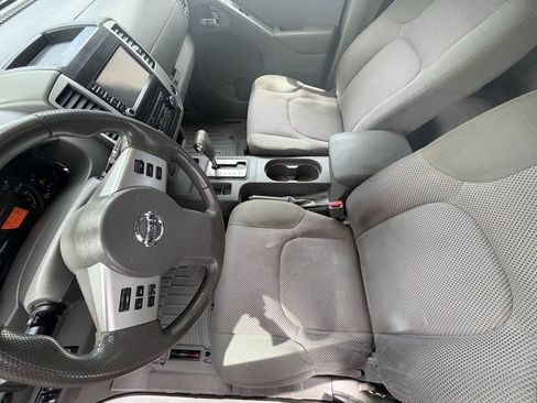 Used 2019 Nissan Frontier SV RWD image 10