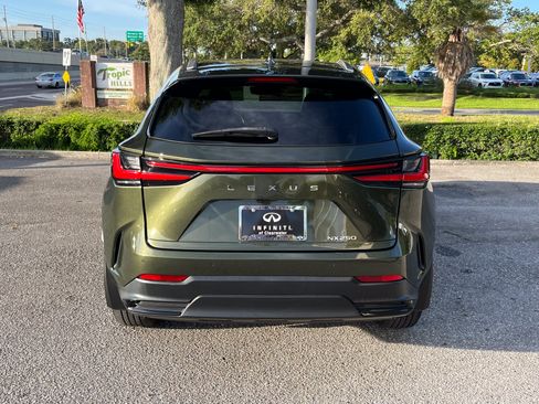 Used 2022 Lexus NX 250 FWD image 8