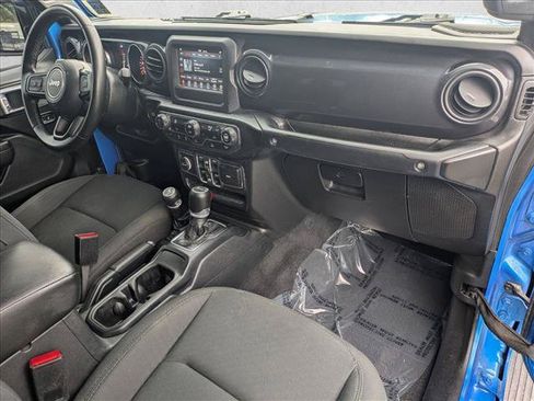 Used 2022 Jeep Gladiator Sport AWD/4WD image 20