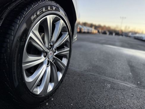 Certified 2024 Buick Envista Avenir image 11