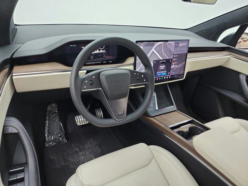Used 2023 Tesla Model X AWD/4WD image 15