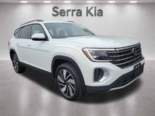 Used 2025 Volkswagen Atlas SE AWD/4WD image 7