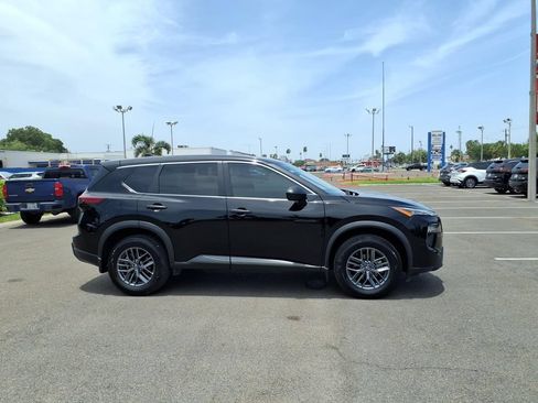 Used 2024 Nissan Rogue S FWD image 6
