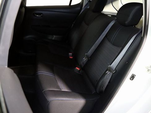 Used 2019 Nissan Leaf SV image 13