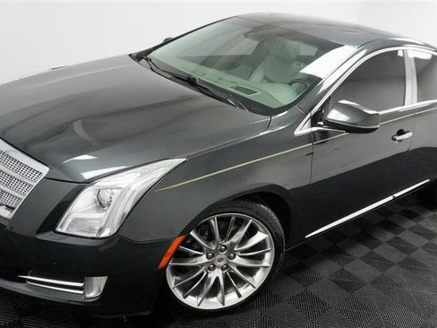 Used 2013 Cadillac XTS Platinum w/ Driver Assist Package image 2