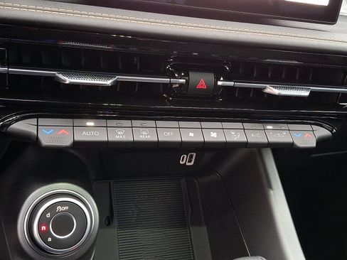 New 2025 Alfa Romeo Tonale AWD w/ Premium Package image 12