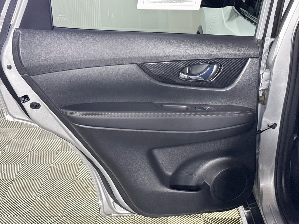 Used 2018 Nissan Rogue SL w/ Premium Package AWD/4WD image 20