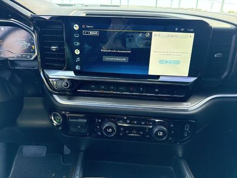 Used 2022 Chevrolet Silverado 1500 High Country image 8