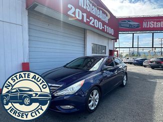 Used 2011 Hyundai Sonata Limited image 1