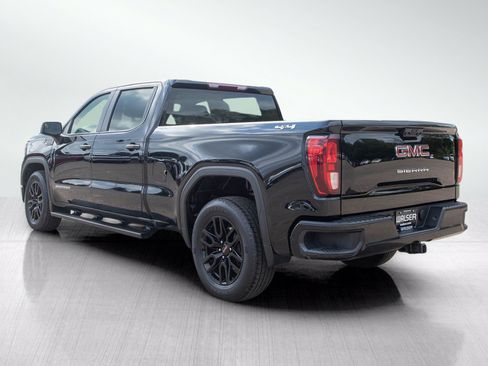 Used 2024 GMC Sierra 1500 Pro w/ Graphite Edition AWD/4WD image 3