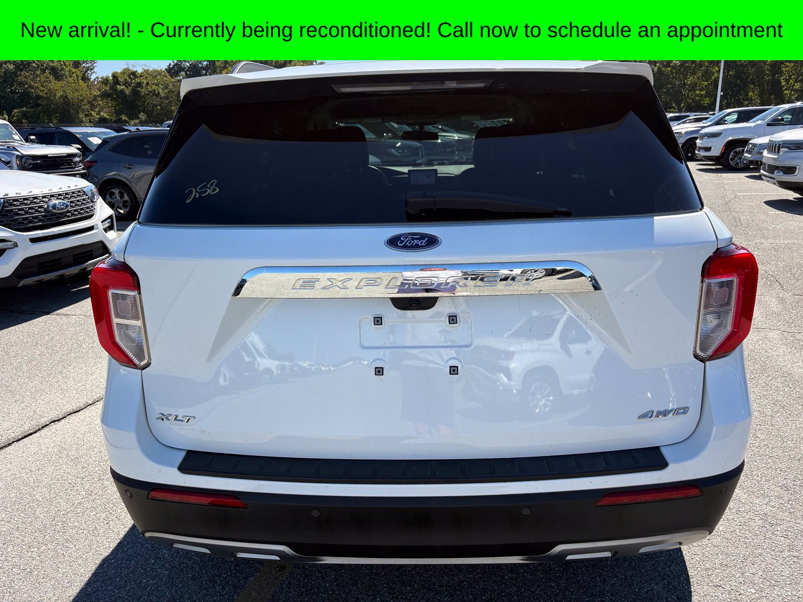 Used 2024 Ford Explorer XLT w/ Equipment Group 202A AWD/4WD image 6