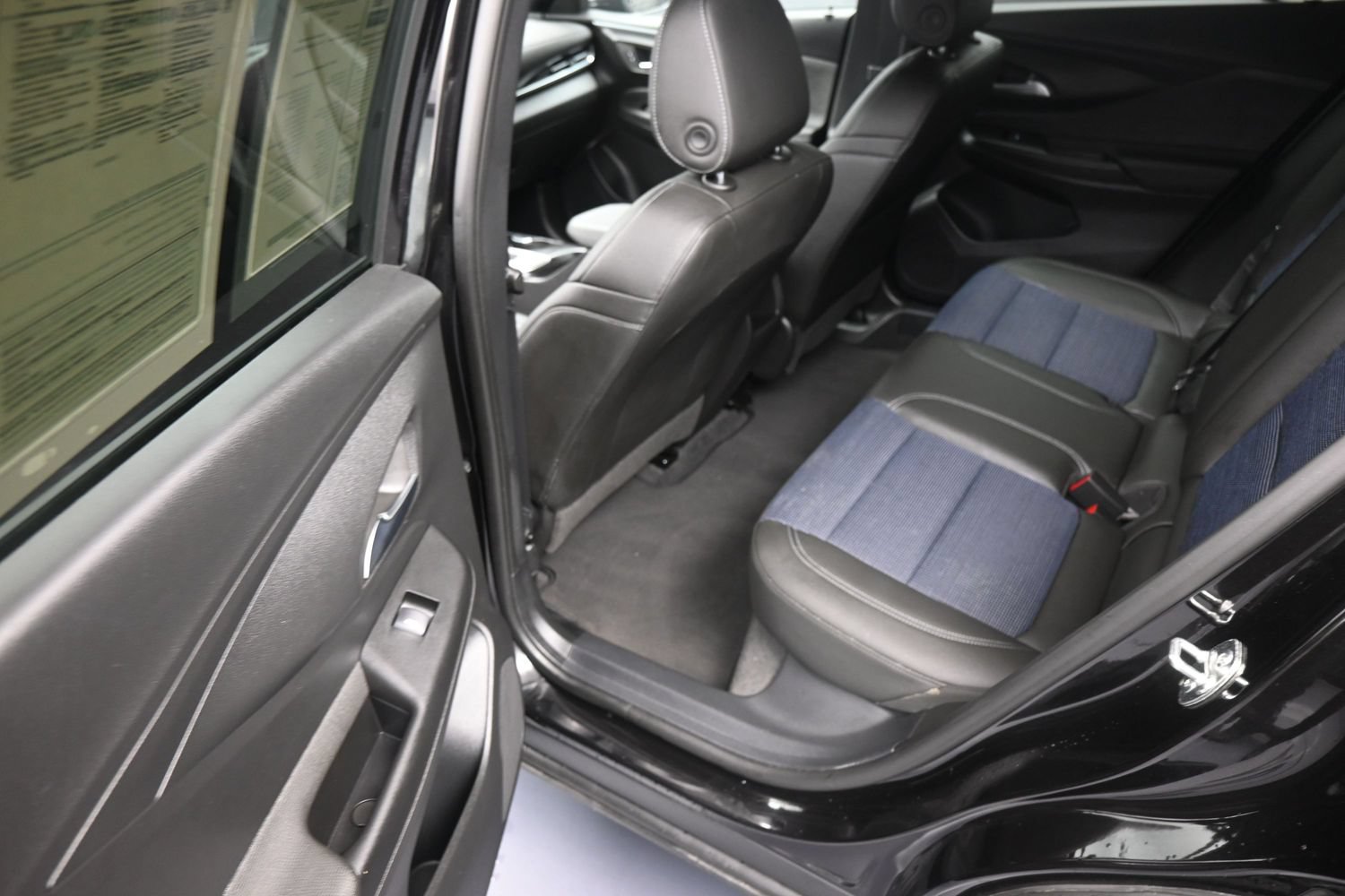 Used 2026 Buick Envista Preferred w/ Advanced Safety Package FWD image 17