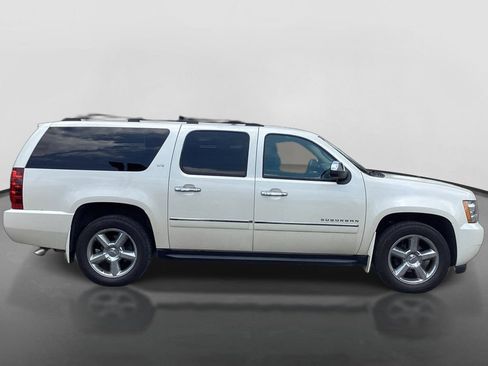Used 2012 Chevrolet Suburban LTZ AWD/4WD image 4