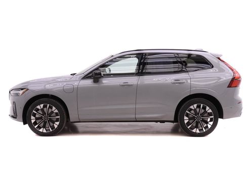 New 2026 Volvo XC60 T8 Plus w/ Protection Package Premier image 3