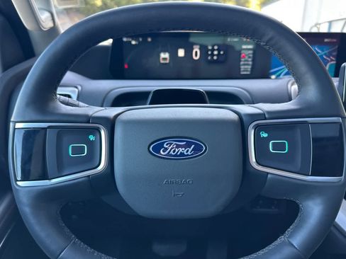 Certified 2025 Ford Expedition Max Active AWD/4WD image 28