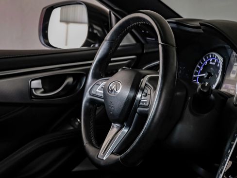 Used 2017 INFINITI Q60 3.0t w/ Premium Plus Package 3.0T RWD image 14